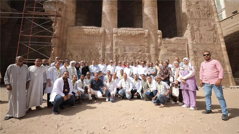 وزير السياحة والآثار يتفقد مستجدات أعمال مشروع ترميم معبد إسنا وإعادة تأهيل وكالة الجداوي