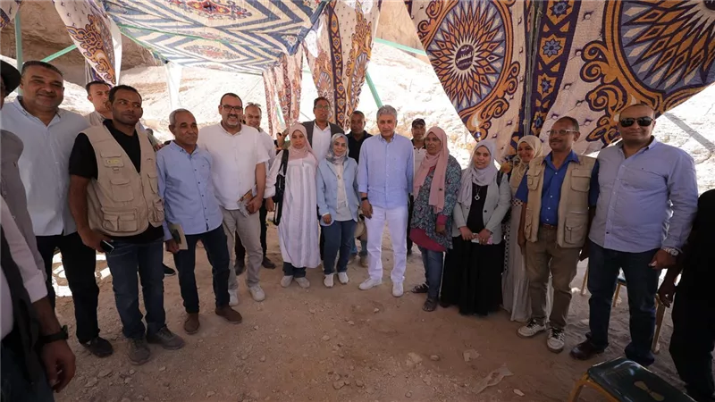 وزير السياحة والآثار يفتتح مقبرة الملك أمنحتب الثالث بمنطقة وادي الملوك بالبر الغربي بالأقصر