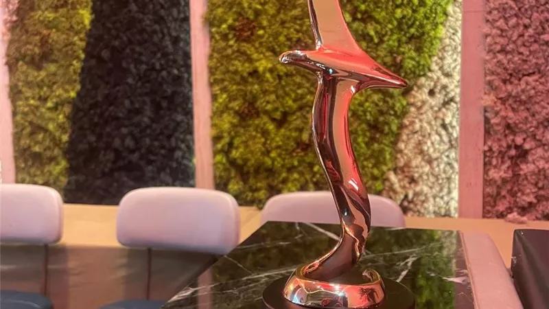 البنك الأهلي المصري يحصد جائزة أفضل مجموعة قانونية 
