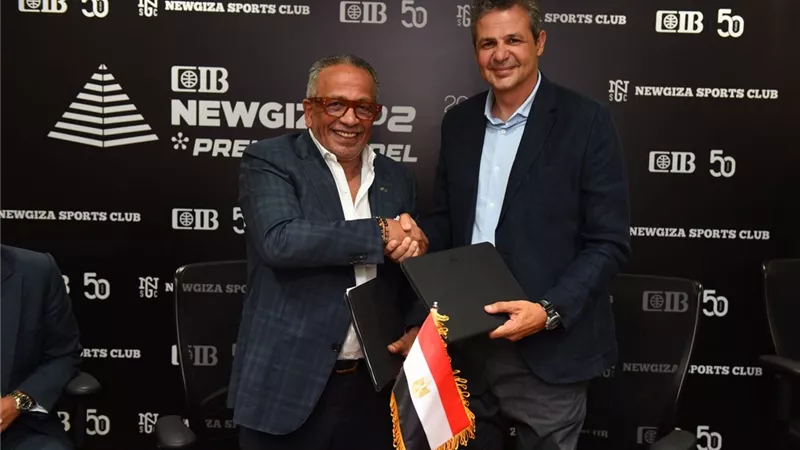 CIB  ينظم بطولة في رياضة البادل