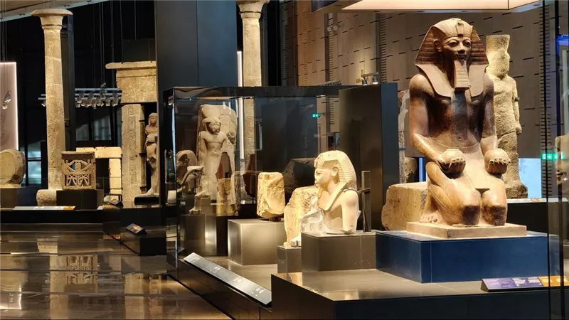 عيسى زيدان: مركز الترميم بالمتحف المصري يحتوي على 126 مرممًا وأثريًا من أكفأ الكوادر
