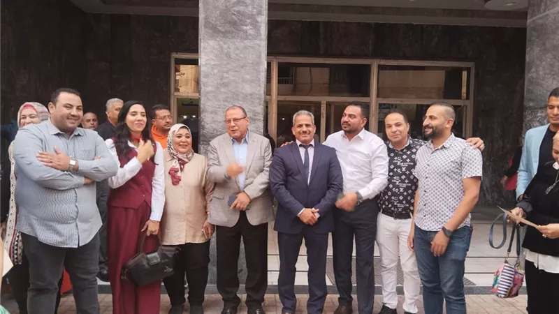 البدوي يتوقع حزمة مالية جديدة للعاملين ويشيد بلجنة الوفد