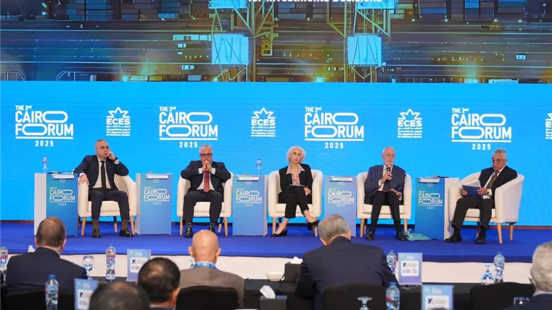 خبراء يدعون لضرورة إصلاح النظام التجاري العالمي متعدد الأطراف 