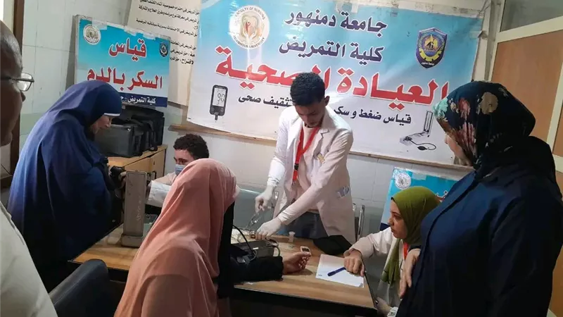 قافلة سكانية شاملة بقرية الحجر المحروق بالبحيرة