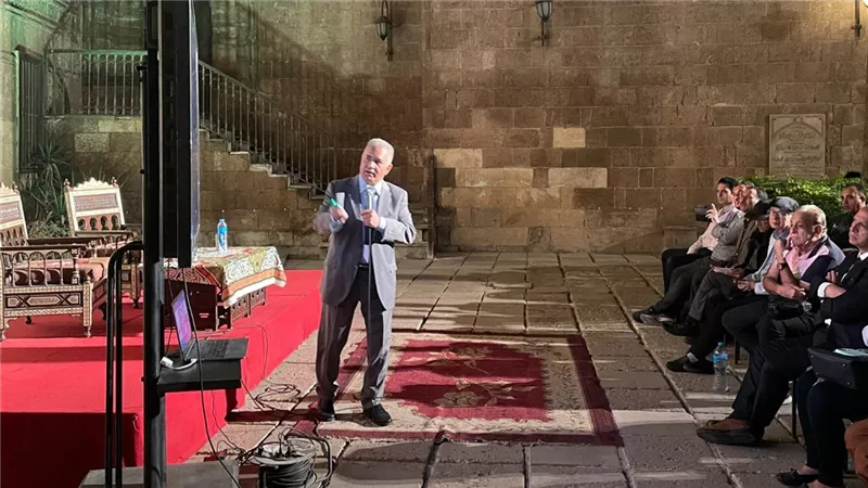 مؤسسة زاهي حواس تستضيف الدكتور ممدوح الدماطي في محاضرة 