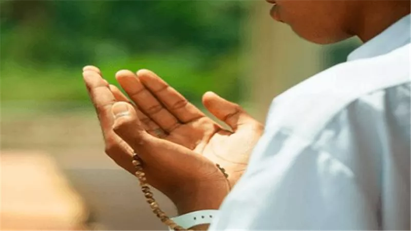 لماذا نهى القرآن عن سوء الظن؟.. لاشين يجيب ويحذر من هدم العلاقات