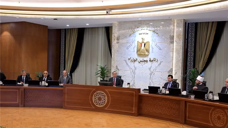 تفعيل آليات التصدي للشائعات.. واتخاذ الإجراءات القانونية ضد من ينشر الأخبار الكاذبة