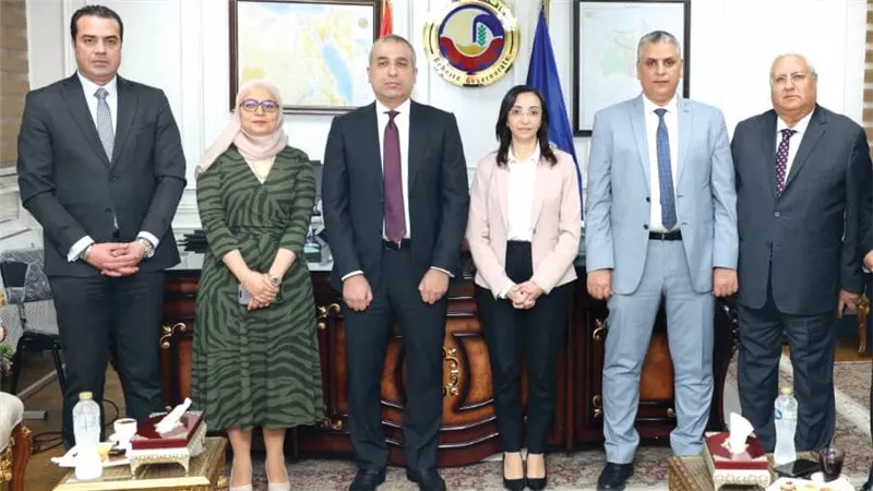 «الزراعى» يستعرض مع محافظ البحيرة برامج تمويل صغار المزارعين