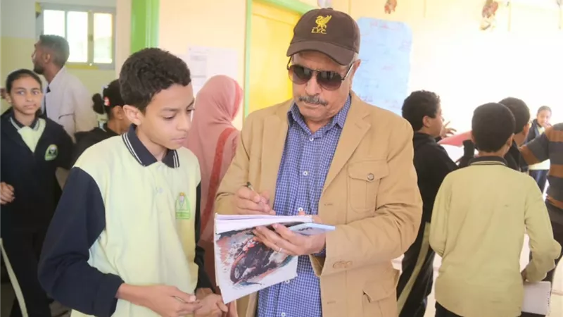  مؤسسة زاهي حواس تنظم محاضرة لتعريف شباب أسوان بأبجدية الأجداد