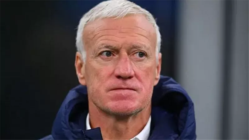 وفاة والدة ديشامب قبل مواجهة النرويج بكأس العالم