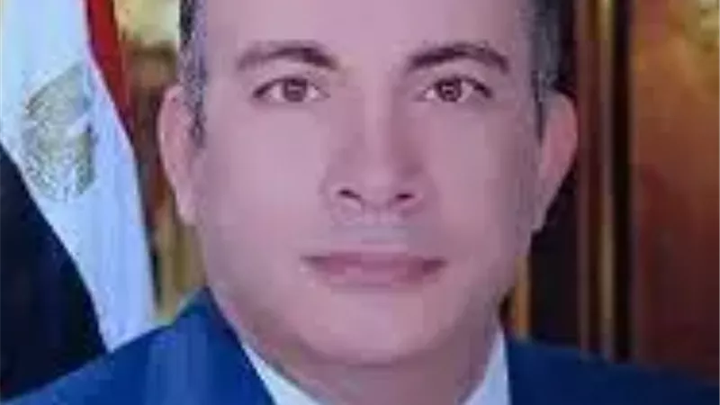 بقرار جمهوري تعيين الدكتور مصطفي احمد حمزة عميدًا لكلية التربية للطفولة المبكرة بجامعة دمنهور