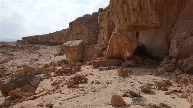 اكتشاف موقع أثري جديد بجنوب سيناء يزيح الستار عن أسرار 10 آلاف عام من تاريخ الفن الصخري