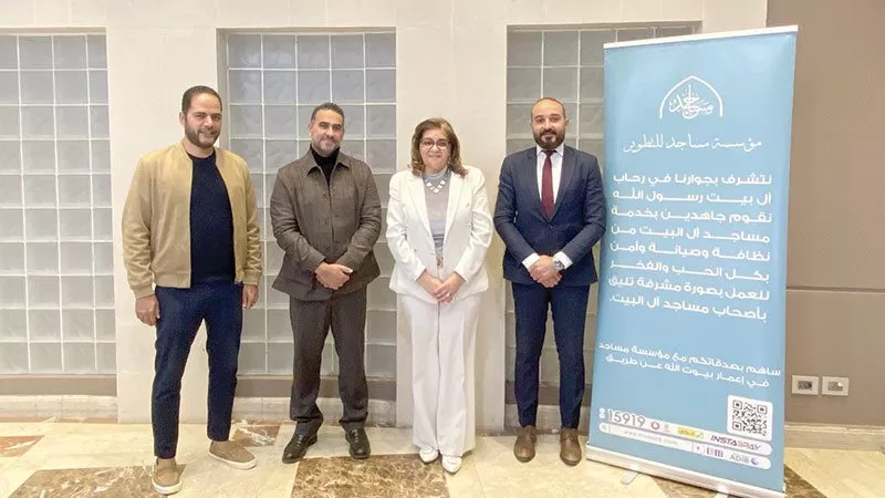 «قناة السويس» يشارك فى حملة «إفطار صائم بتكية آل البيت»