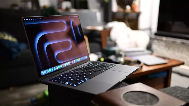آبل تُطلق MacBook Air وMacBook Pro بشرائح M5
