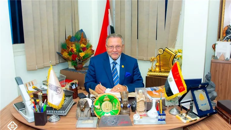 اختيار الدكتور محمد الكحلاوي أستاذ الآثار الإسلامية شخصية العام 