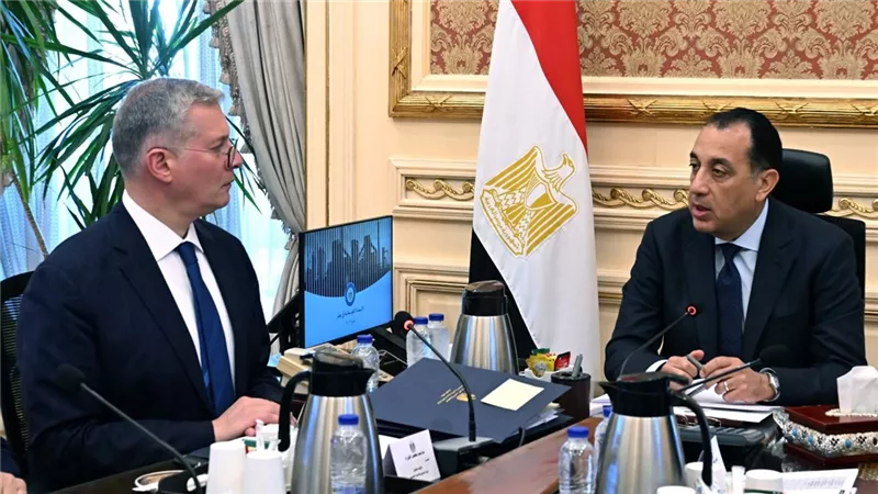 مدبولي يتابع مشروعات صناعات خام الفوسفات وجهود التوسع في القيمة المضافة له