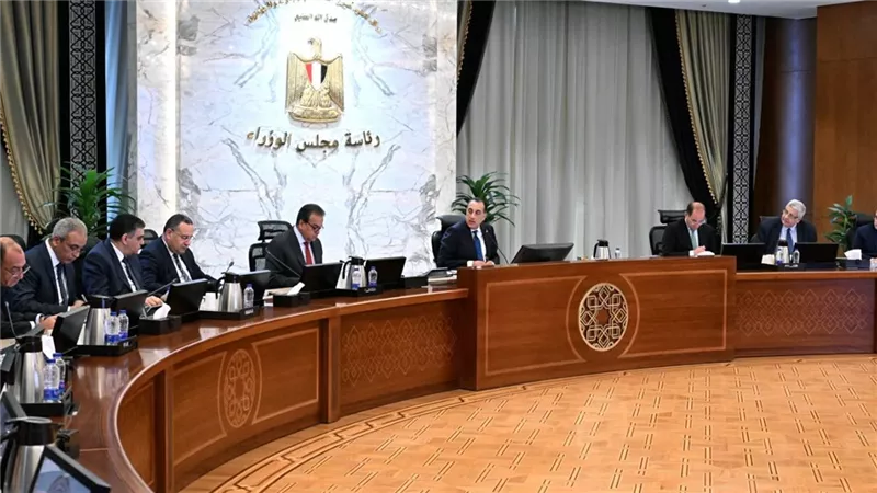 رئيس الوزراء: يشدد على دعم جهود توطين صناعة الدواء وزيادة المكون المحلي