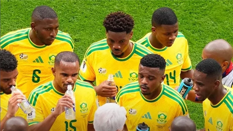 عاجل.. وفاة لاعب جنوب إفريقيا بعد المشاركة في كأس العالم