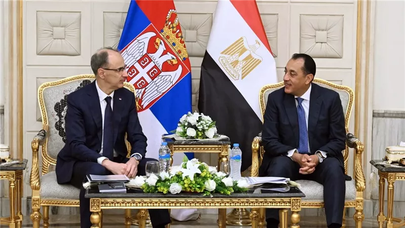 تفاصيل لقاء رئيس الوزراء مع نظيره الصربي 