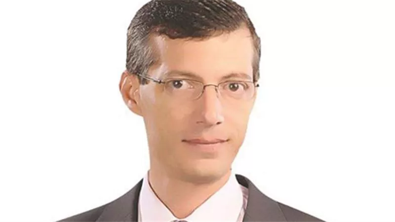 أطالب بتفعيل دور الجمعيات الأهلية والاعتماد على الموارد الذاتية