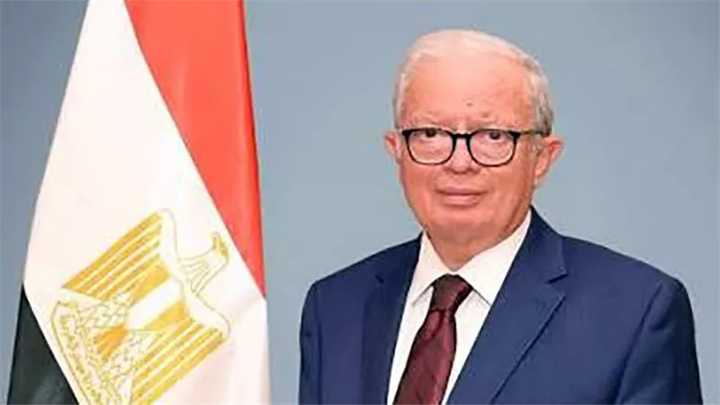 عيسى يستقبل نائب رئيس البنك الأوروبي لإعادة الإعمار لبحث تعزيز الاستثمارات بمصر