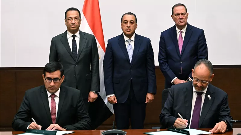 توقيع مذكرة تفاهم بين المعهد القومي للاتصالات و