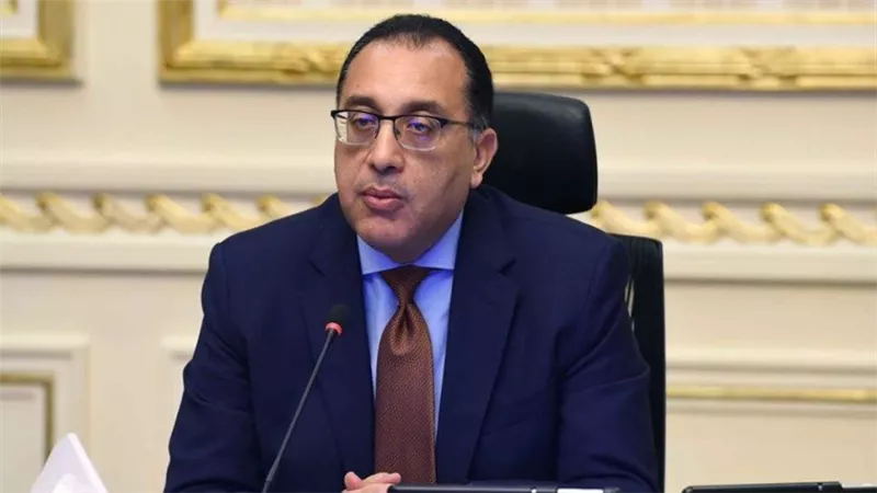 رئيس الوزراء يعزي أسر ضحايا حادث جنوب سيناء ويوجه بتقديم الدعم الكامل للمصابين