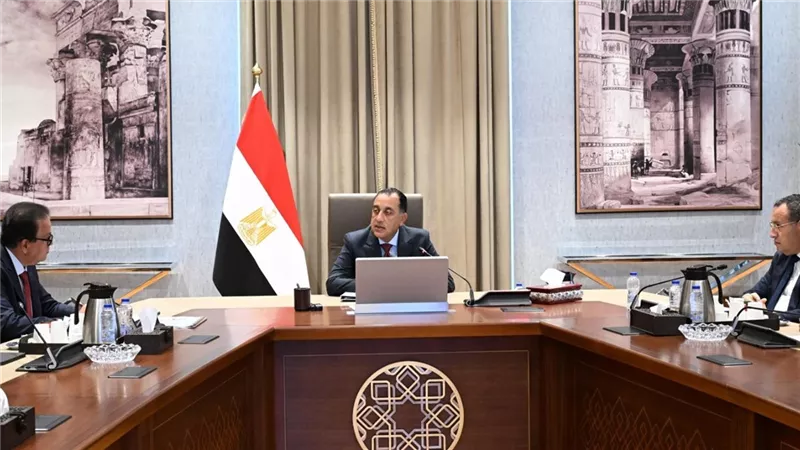مدبولى يتابع موقف المستشفيات التعليمية والتدريبية لطلاب كليات الطب بالجامعات الخاصة