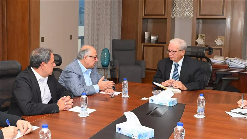 عيسى يتابع استعدادات استضافة مصر للمهرجان العالمي لريادة الأعمال وفمبر المقبل