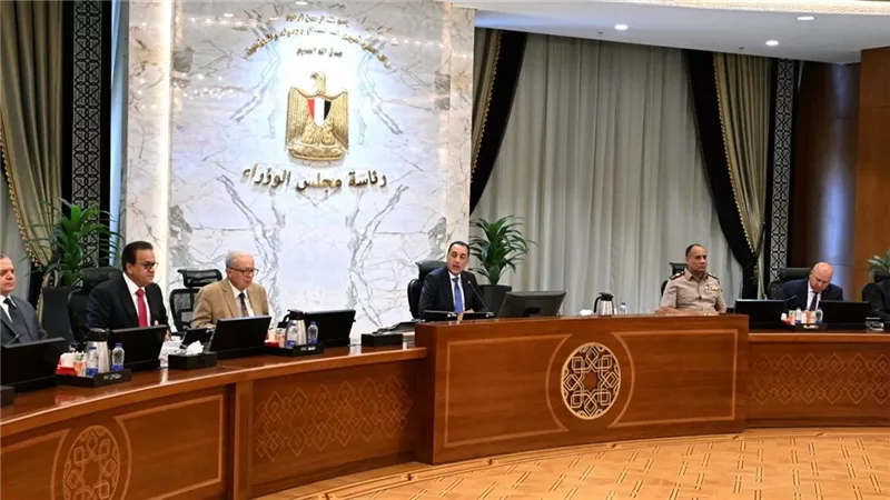 الحكومة توافق على 5 قرارات منها تعديل قانون صندوق شهداء العمليات الحربية والأمنية  