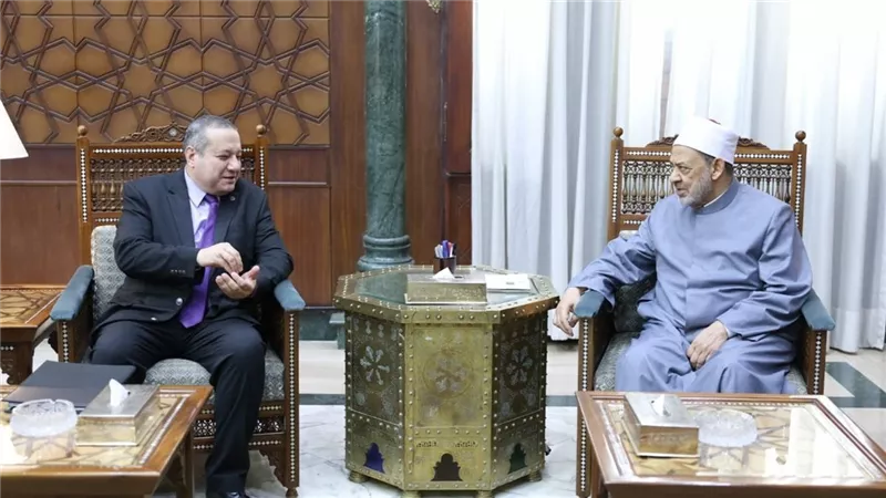 شيخ الأزهر: النهوض بالعملية التعليمية يتطلب تكامل الجهود وتضافرها 