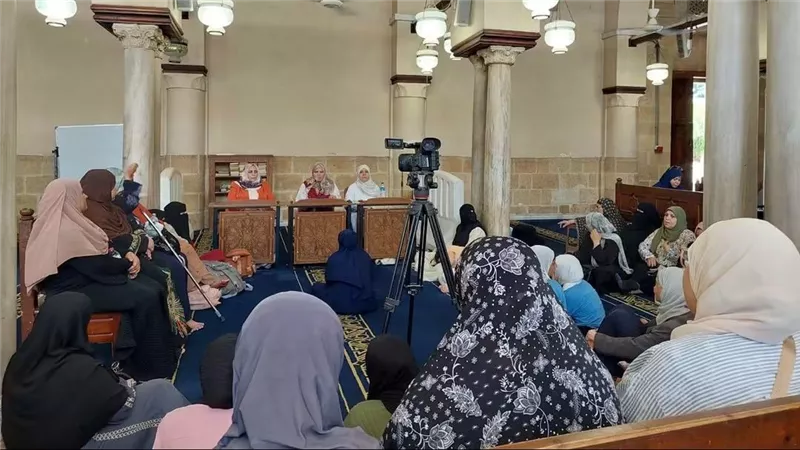 الجامع الأزهر ينظم ندوته الأسبوعية للمرأة: 