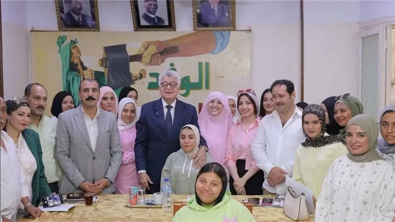 تحت رعاية رئيس الوفد.. «جيل المستقبل» بالشرقية يختتم دورة التنمية البشرية لـ 100 طالب وطالبة