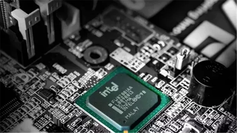إنتل تستعد لإطلاق معالجات جديدة تدعم ذاكرة DDR4 الأرخص