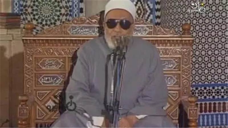 سيرة ومسيرة.. الشيخ أحمد فرحات أشهر صوت في صلاة الفجر