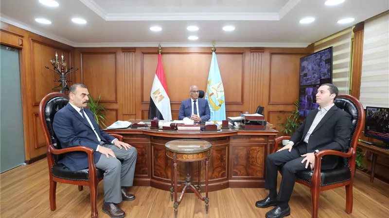 محافظ كفر الشيخ يتابع إنشاء مصنع الإنترلوك وتدوير مخلفات البناء