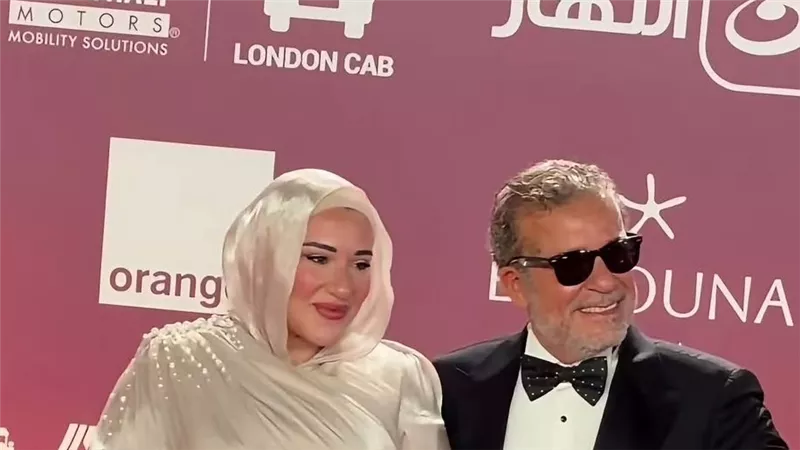 أسما مع والدها شريف منير 