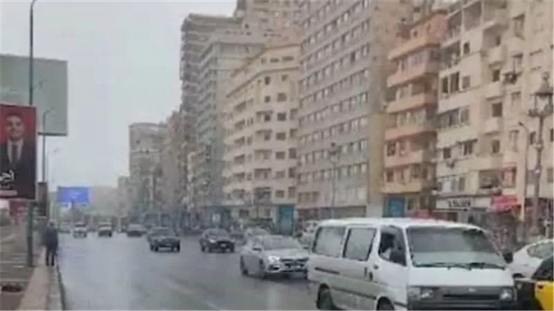 أمطار غزيرة تغرق شوارع الإسكندرية لليوم الرابع وتعلن الطوارئ القصوى