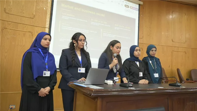 «الكأس لمين؟».. جامعة الفيوم تطلق مسابقة لريادة الأعمال والابتكار