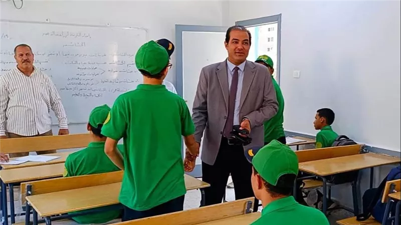 وكيل تعليم الفيوم يتابع الانضباط المدرسي ميدانيًا