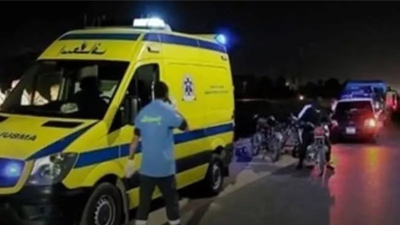 بالأسماء.. إصابة 13 شخصًا في تصادم ميكروباص وملاكي بمحور الضبعة بالبحيرة