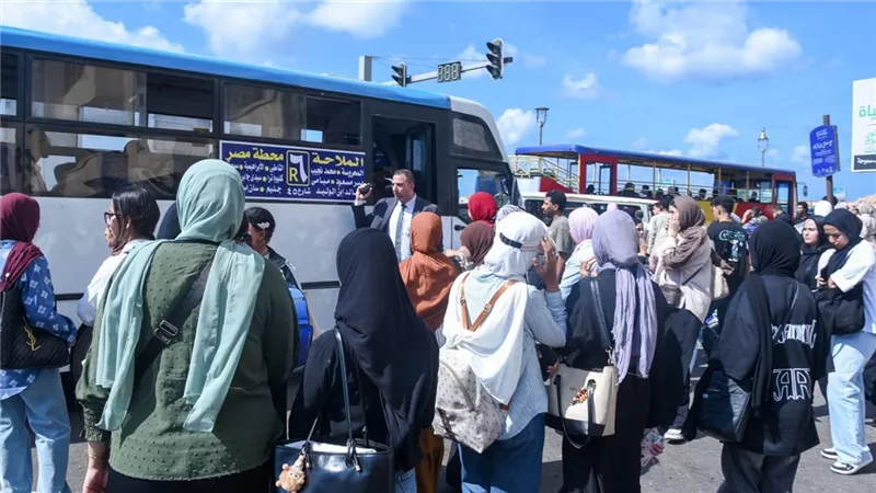 ازمه مذمنه بالإسكندرية... شلل مروري يخنق عروس المتوسط.. 