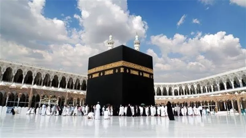 العُمرة بين مخاوف التصعيد وآمال استعادة الهدوء