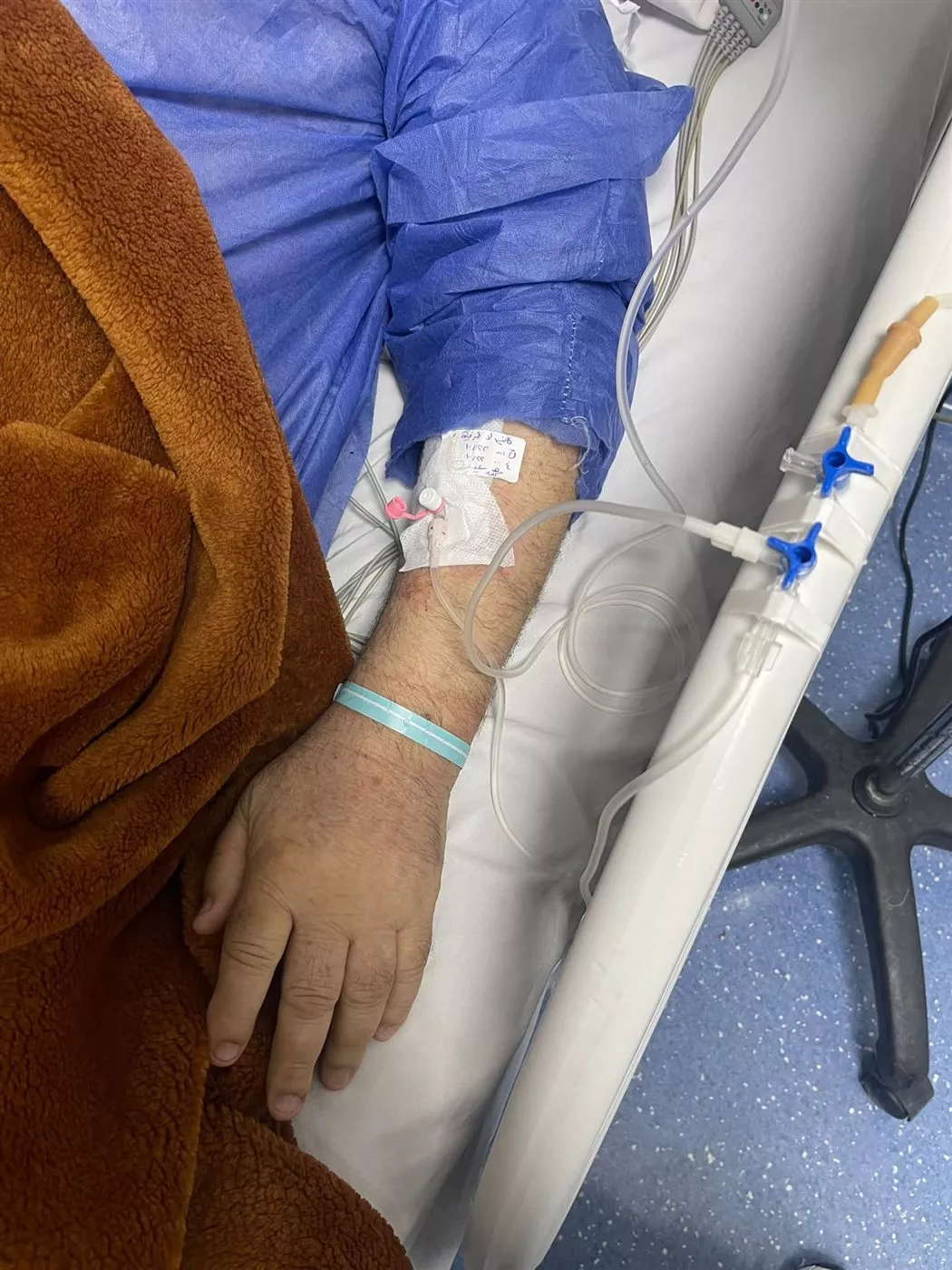 والد إبراهيم فايق من داخل المستشفى