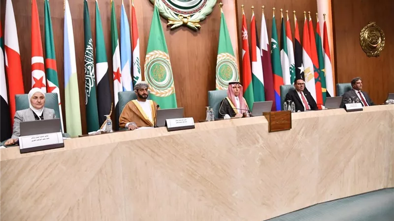 سفارة عمان بالقاهرة تهنئ سعيد السعدي بمنصبه الجديد في البرلمان العربي