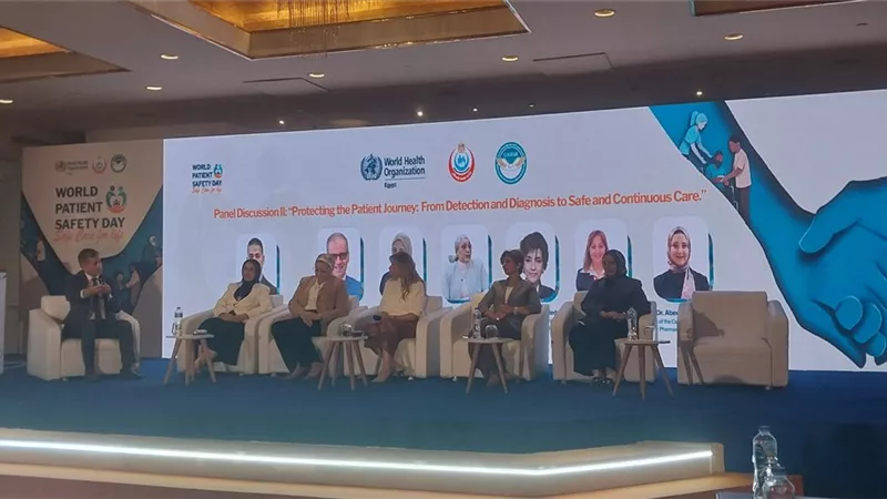 «سلامة المريض» تتصدر مناقشات مؤتمر الاعتماد والرقابة الصحية