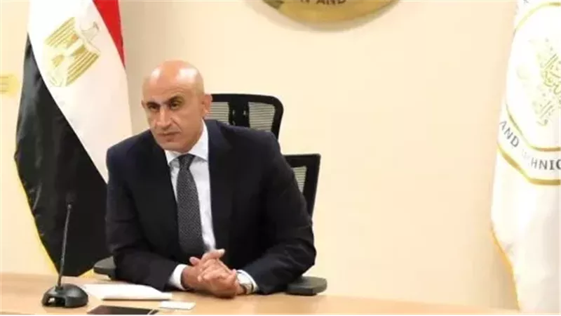وزير التربية والتعليم والتعليم الفني  