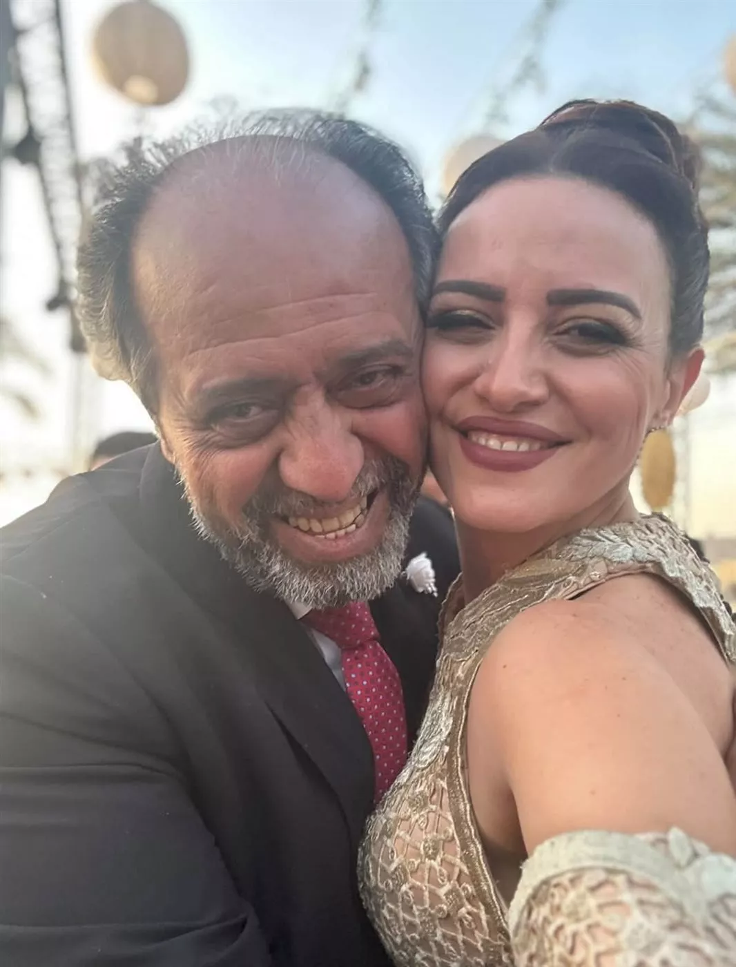 ريهام عبد الغفور تعلن وفاة والد أبناء شقيقتها