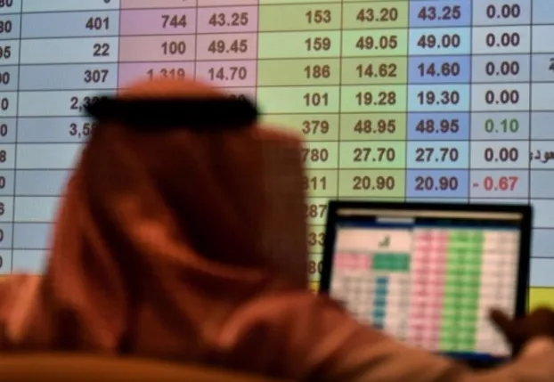 الأسهم السعودية تنتفض بمكاسب تقترب من 6% في جلستين وتلامس 10 آلاف نقطة