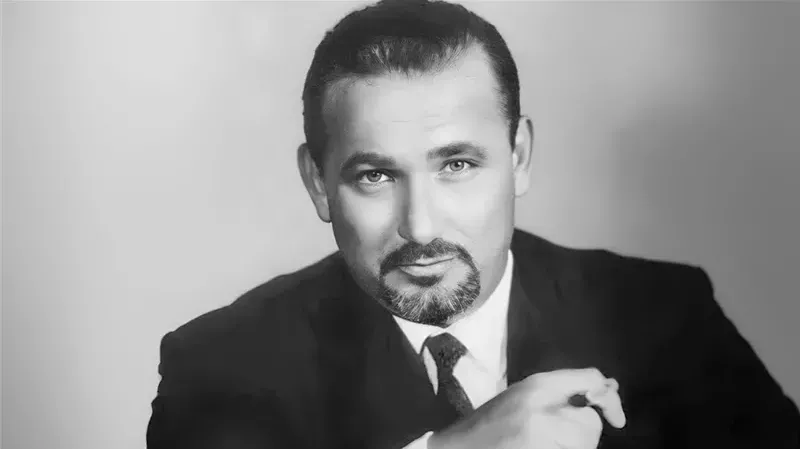 ذكرى ميلاد عز الدين ذو الفقار